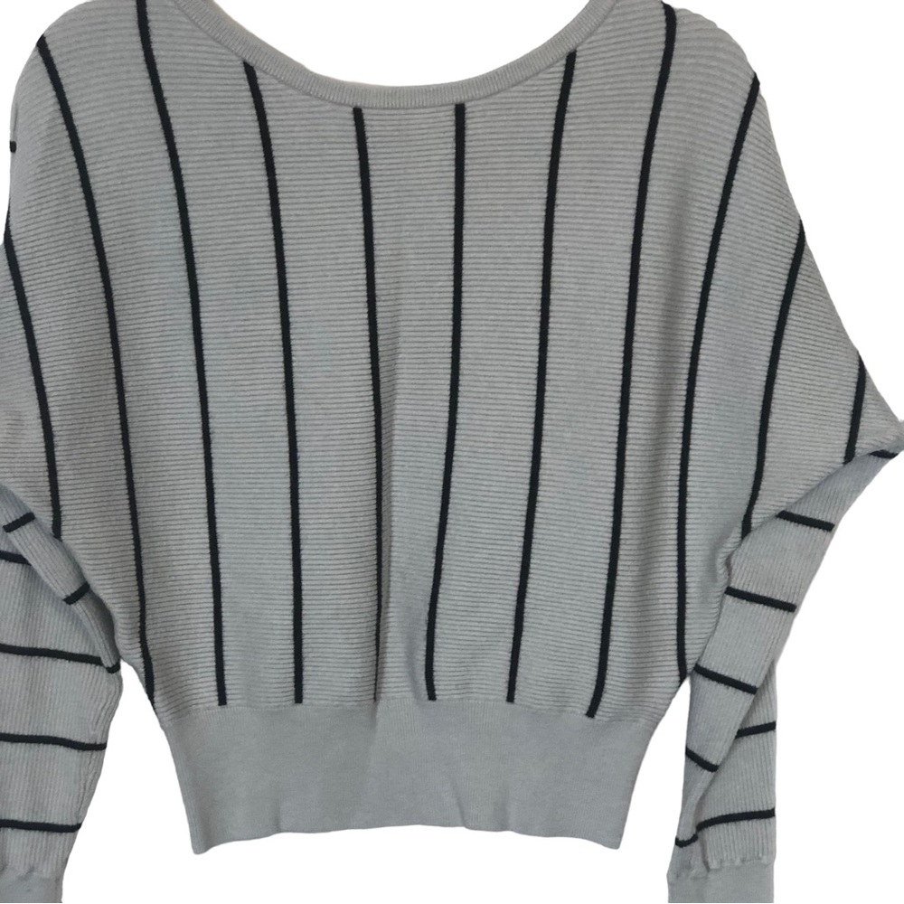 Express, Size S, Wing sleeve, sweater, EUC